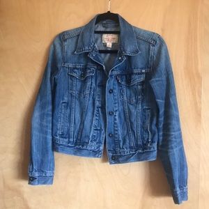 VINTAGE Levi's Denim Jacket